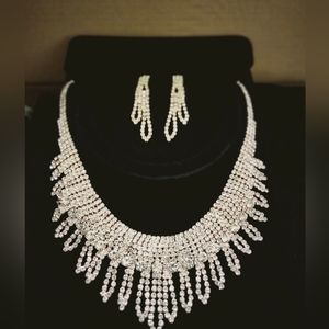 Rhinestone Tear Drop Necklace and Earring Set